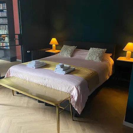 Apartment In De Pijp *